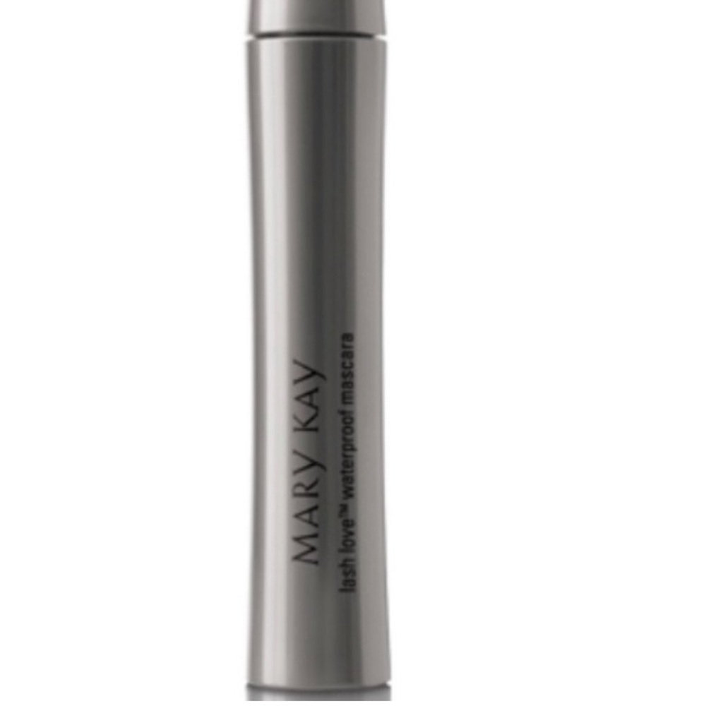 Lash Love mascara